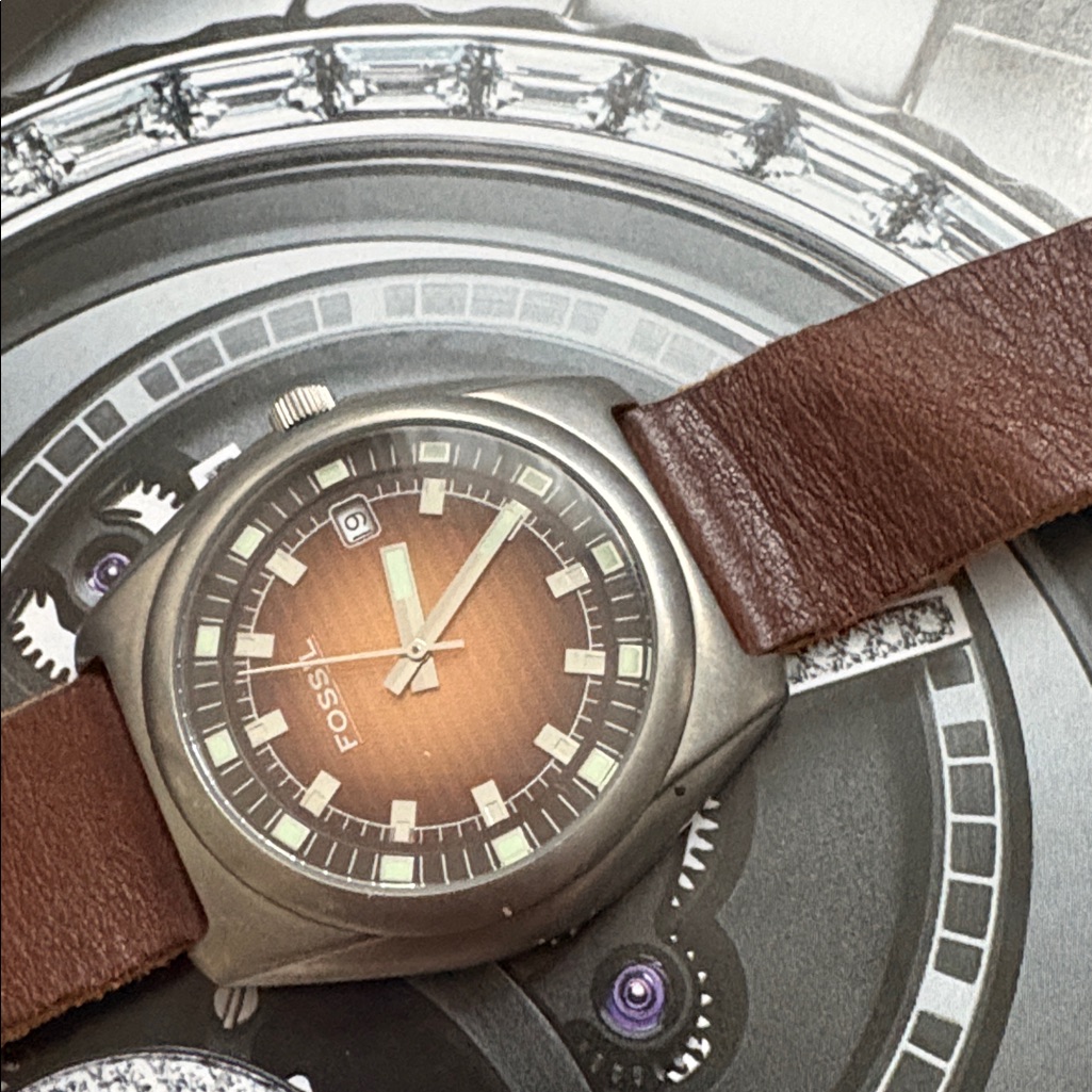 Fossil Watch Unisex Silver Tone Date Oval Dial Leather Band Fossil Watch Unisex Silver Tone Date Oval Dial Leather Band